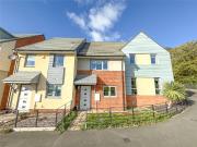 2 bedroom end of terrace house for sale in Chester Pike,...