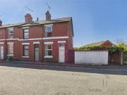 2 bedroom end of terrace house for sale in Dale Street,...