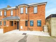 2 Bedroom End Of Terrace House For Sale In East Ham, London