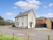 2 bedroom end of terrace house for sale in Eglinton...