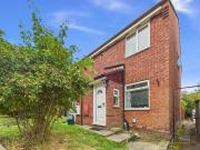 2 bedroom end of terrace house for sale in Emra Close,...