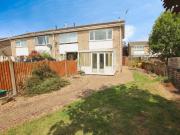 2 bedroom end of terrace house for sale in Foyle Close,...