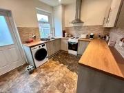 2 Bedroom End Of Terrace House For Sale In Hawes Side...