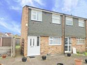 2 Bedroom End Of Terrace House For Sale In Hillingdon