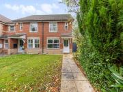 2 bedroom end of terrace house for sale in Holbrook...