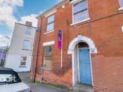 2 bedroom end of terrace house for sale in Hungate,...
