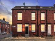 2 Bedroom End Of Terrace House For Sale In Leeds