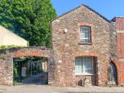 2 bedroom end of terrace house for sale in Park Place,...