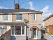 2 Bedroom End Of Terrace House For Sale In Rodbourne...