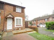 2 bedroom end of terrace house for sale in Rye Close,...