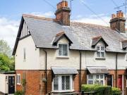 2 bedroom end of terrace house for sale in Station Road...