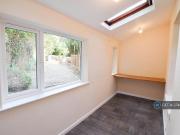 2 bedroom end of terrace house to rent