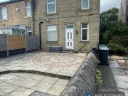 2 bedroom end of terrace house to rent