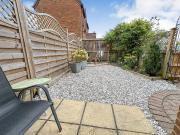 2 bedroom end of terrace house to rent