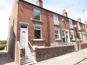 2 bedroom end of terrace house to rent