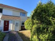 2 bedroom end of terrace house to rent