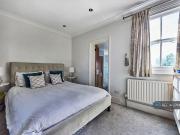 2 bedroom end of terrace house to rent