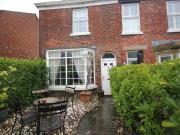 2 bedroom end of terrace house to rent