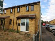 2 bedroom end of terrace house to rent