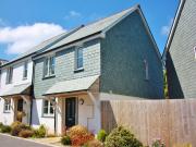 2 bedroom end of terrace house to rent