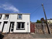2 bedroom end of terrace house to rent