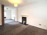 2 bedroom end of terrace house to rent