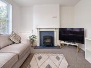 2 bedroom end of terrace house to rent