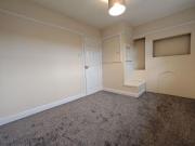 2 bedroom end of terrace house to rent