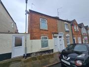 2 bedroom end of terrace house to rent