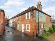 2 bedroom end of terrace house to rent