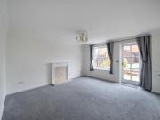 2 bedroom end of terrace house to rent