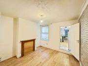 2 bedroom end of terrace house to rent