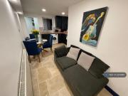 2 bedroom end of terrace house to rent