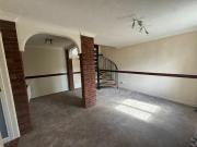 2 bedroom end of terrace house to rent