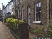 3 bedroom end of terrace house to rent