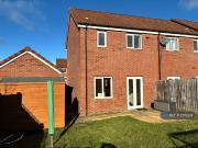 2 bedroom end of terrace house to rent