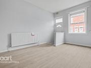 2 bedroom end of terrace house to rent