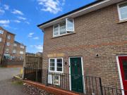 2 bedroom end of terrace house to rent