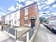 2 bedroom End Terrace House to rent, Manchester Road,...