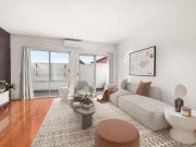 2 Bedroom Apartment Essendon VIC 102765907