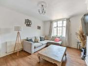 2 Bedroom Flat 2 Bedroom Flat