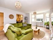 2 Bedroom Flat 2 Bedroom Flat