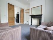 2 Bedroom Flat 2 Bedroom Flat