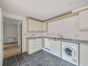 2 Bedroom Flat 2 Bedroom Flat