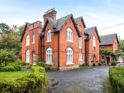 2 Bedroom Flat 2 Bedroom Flat