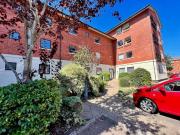 2 Bedroom Flat 2 Bedroom Flat