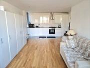 2 BEDROOM Flat / Apartment