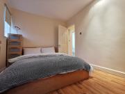 2 bedroom Flat / Apartment To Let in Wembley
