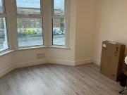 2 bedroom Flat E17 Available now