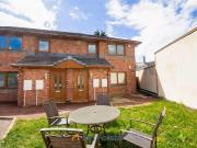 2 Bedroom Flat First Floor